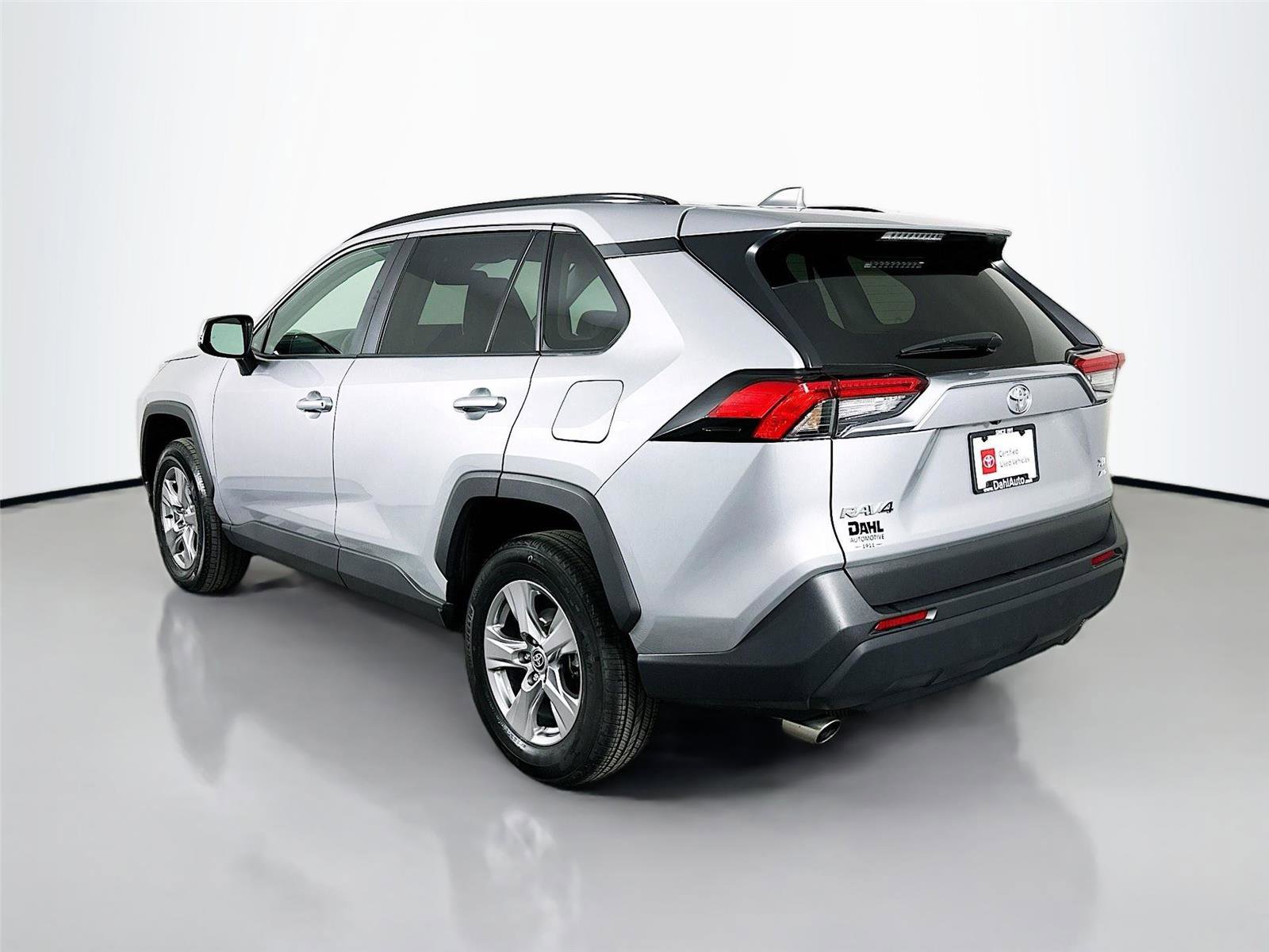 Certified 2025 Toyota RAV4 XLE AWD/4WD image 10