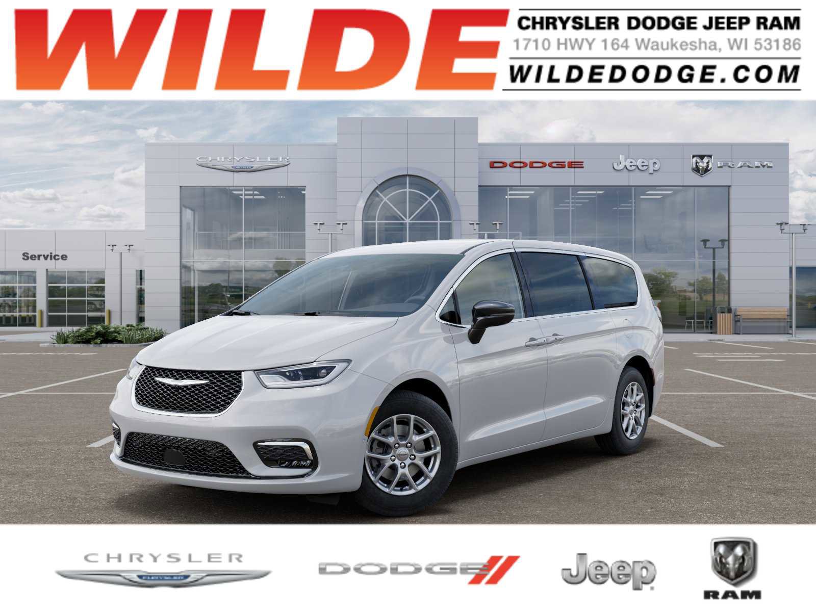 New 2026 Chrysler Pacifica Select FWD image 1