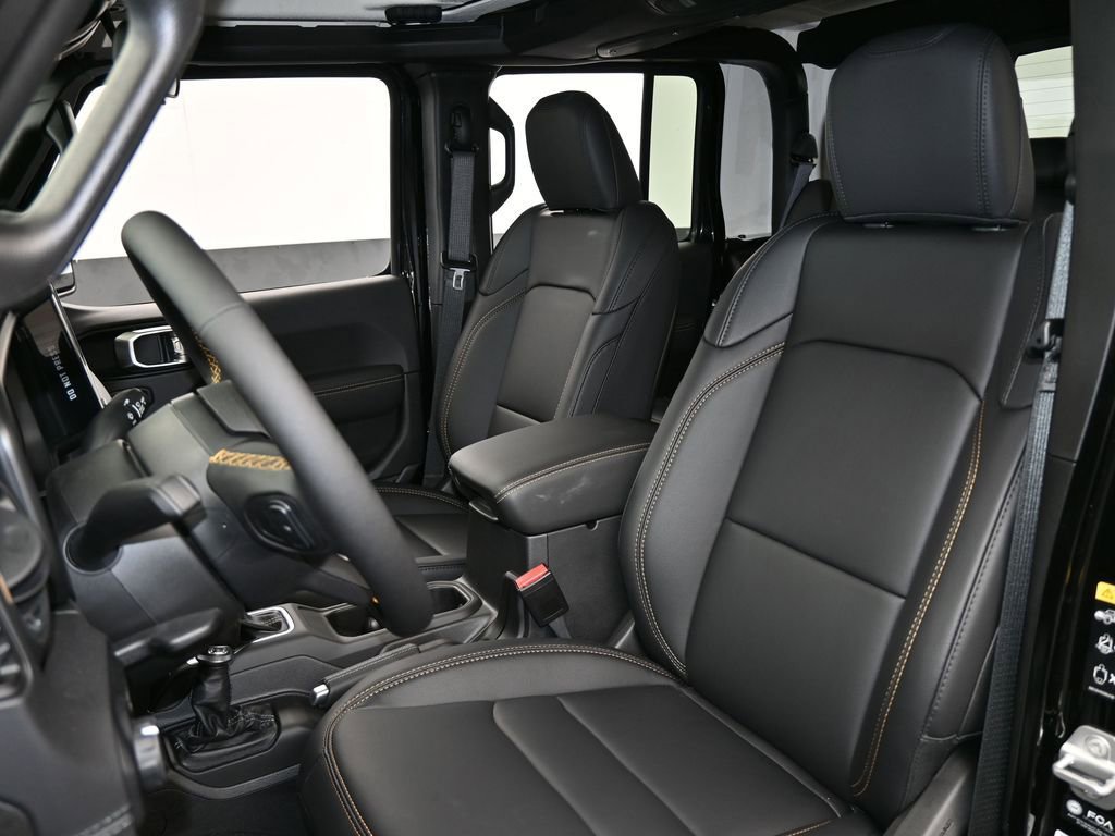 Used 2024 Jeep Gladiator Sport w/ Premium Package image 10