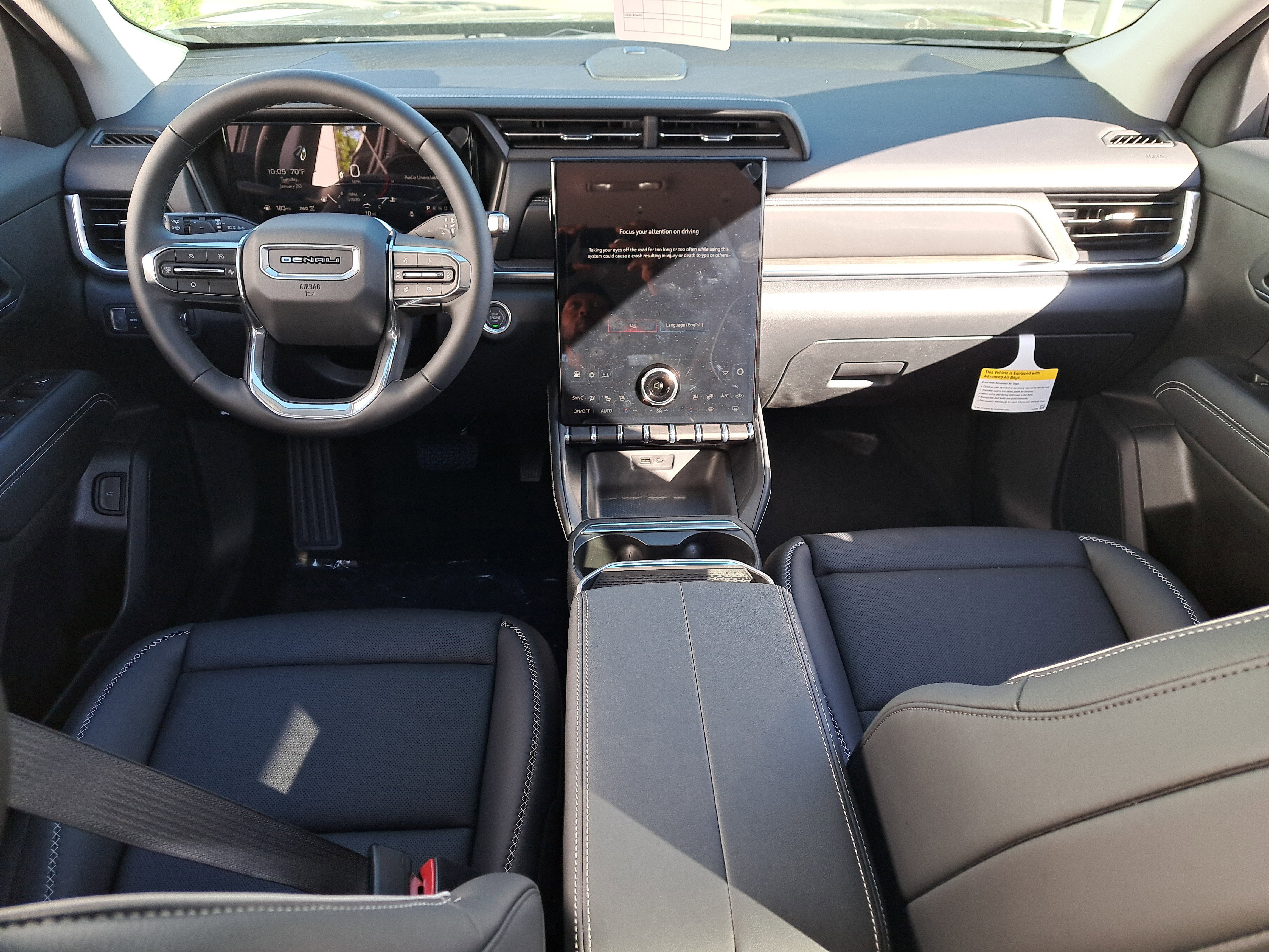 New 2026 GMC Terrain Denali w/ LPO, Black Badging Package image 16