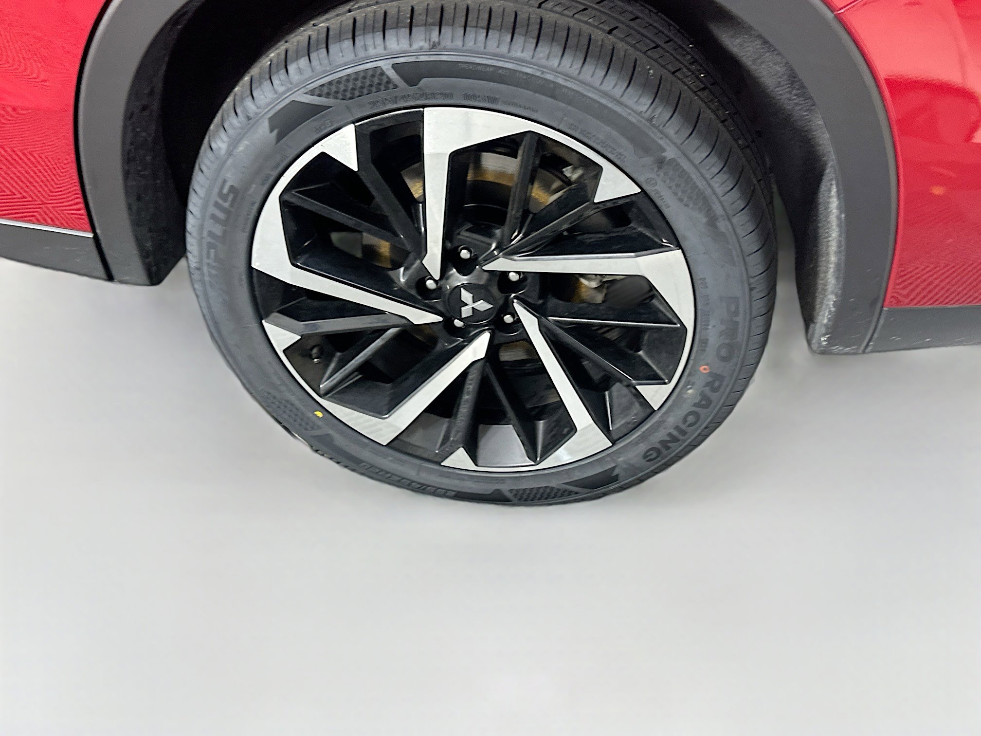 Used 2024 Mitsubishi Outlander SE image 11