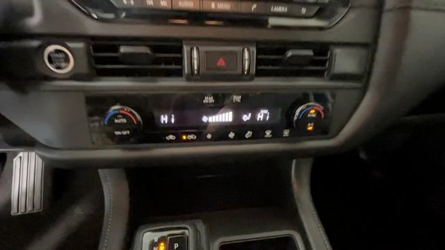 Used 2024 Nissan Pathfinder S AWD/4WD image 31