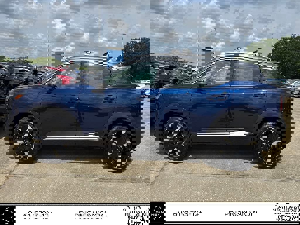 New 2025 Nissan Kicks SR image 35