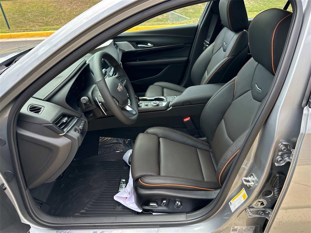 New 2026 Cadillac CT4 V image 14