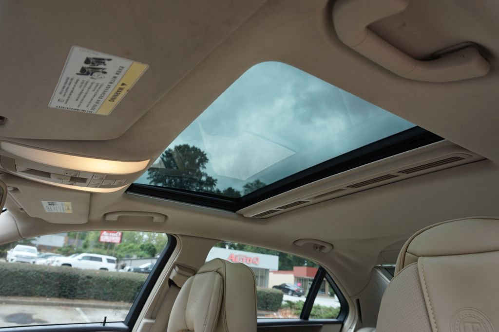 Used 2015 Mercedes-Benz E 350 Sedan image 45