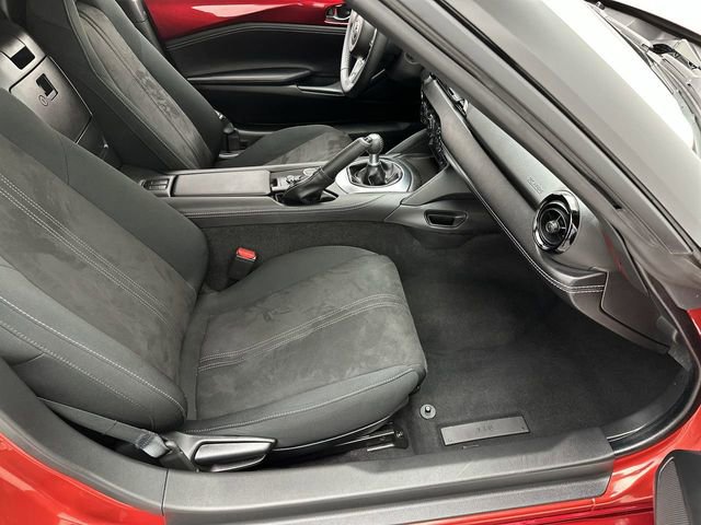 Certified 2024 MAZDA MX-5 Miata Club image 23