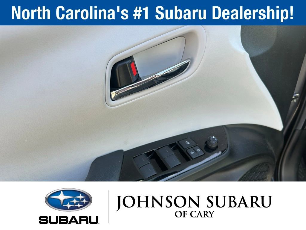 Used 2019 Toyota Prius XLE image 21