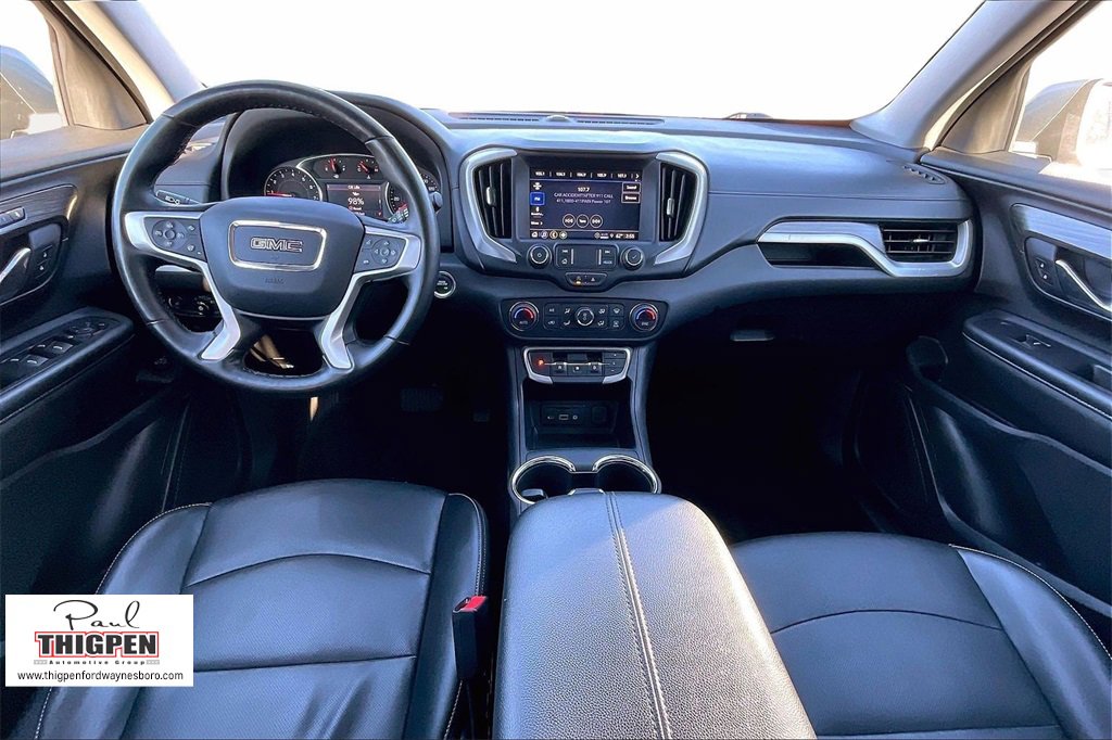 Used 2024 GMC Terrain SLT image 15