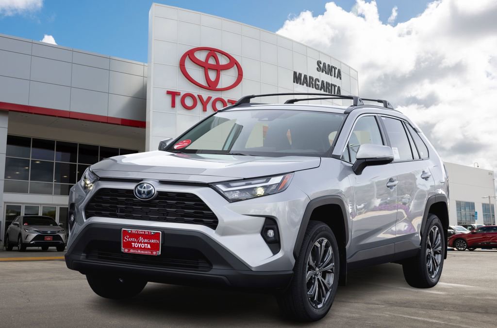 New 2025 Toyota RAV4 XLE image 1