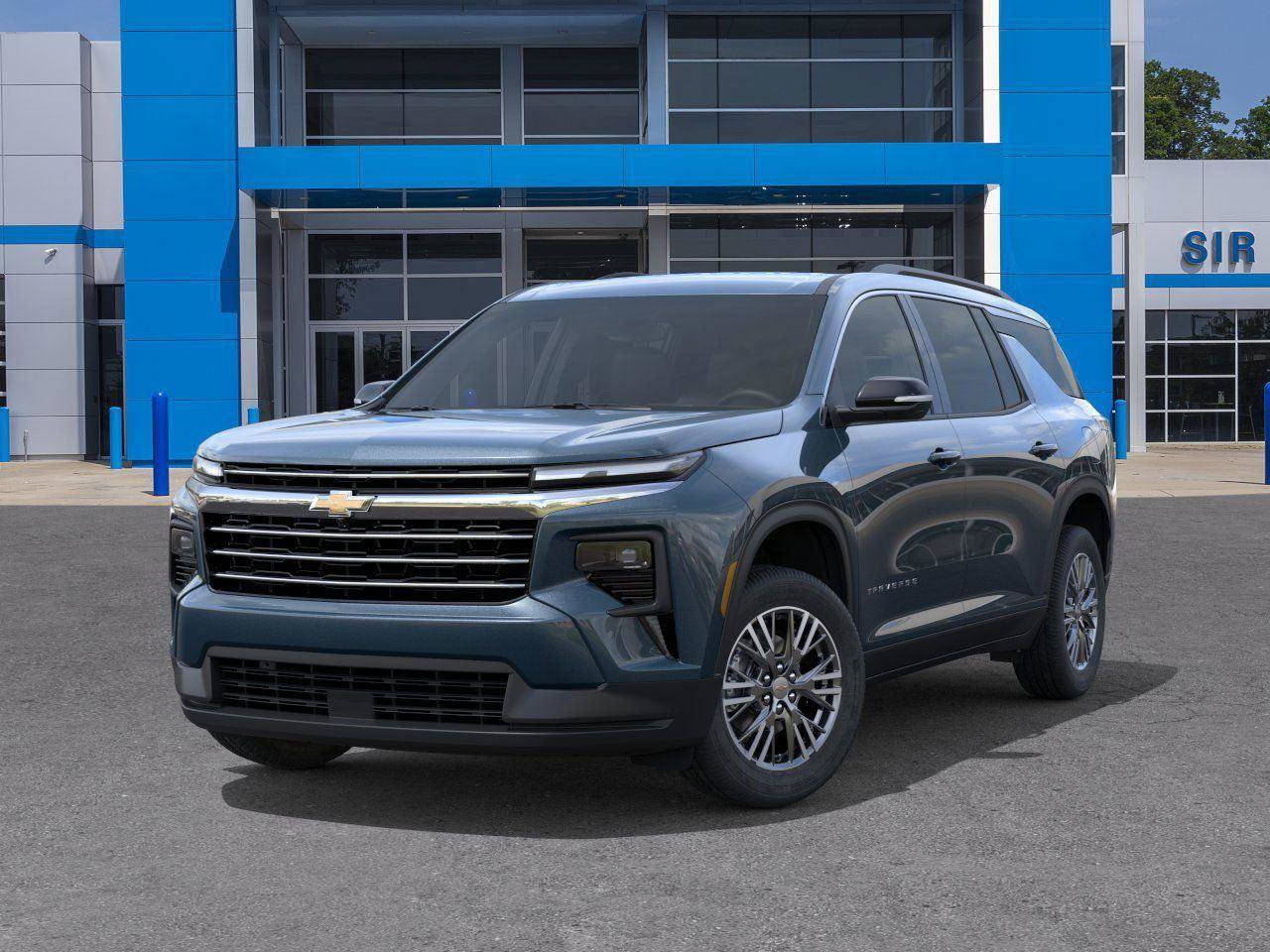 New 2026 Chevrolet Traverse LT w/ Driver Confidence Package FWD image 6