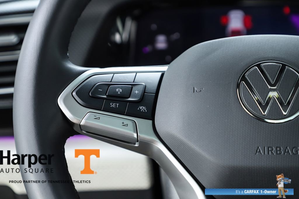 Used 2025 Volkswagen Atlas Cross Sport SEL Premium R-Line image 60