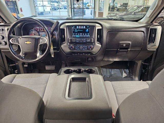Used 2018 Chevrolet Silverado 1500 LT w/ All Star Edition AWD/4WD image 14