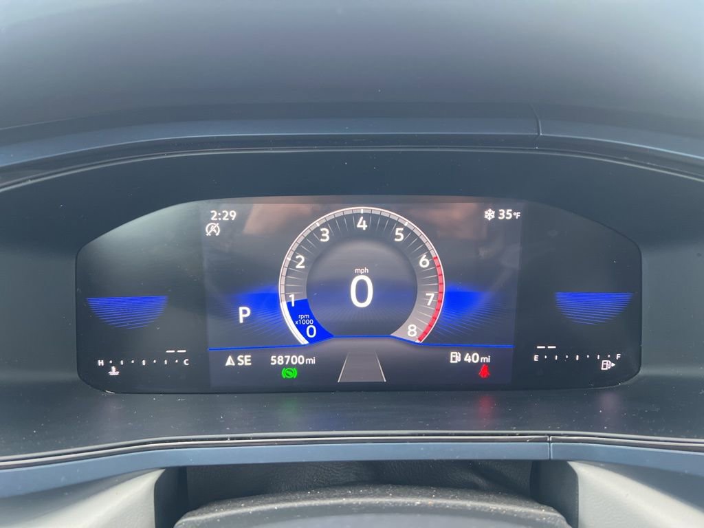 Used 2024 Volkswagen Taos SE image 12