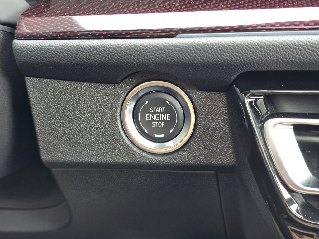 Used 2026 Chevrolet Traverse RS w/ LPO, Floor Liner Package image 36