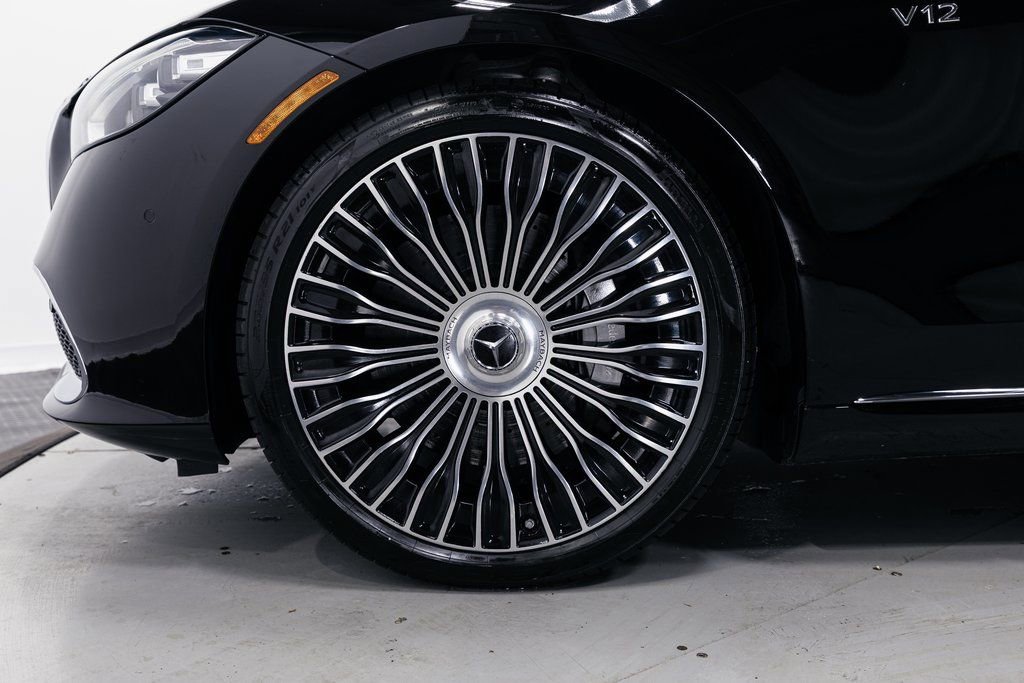 Used 2023 Mercedes-Benz Maybach S 680 4MATIC w/ Manufaktur Leather Package image 42