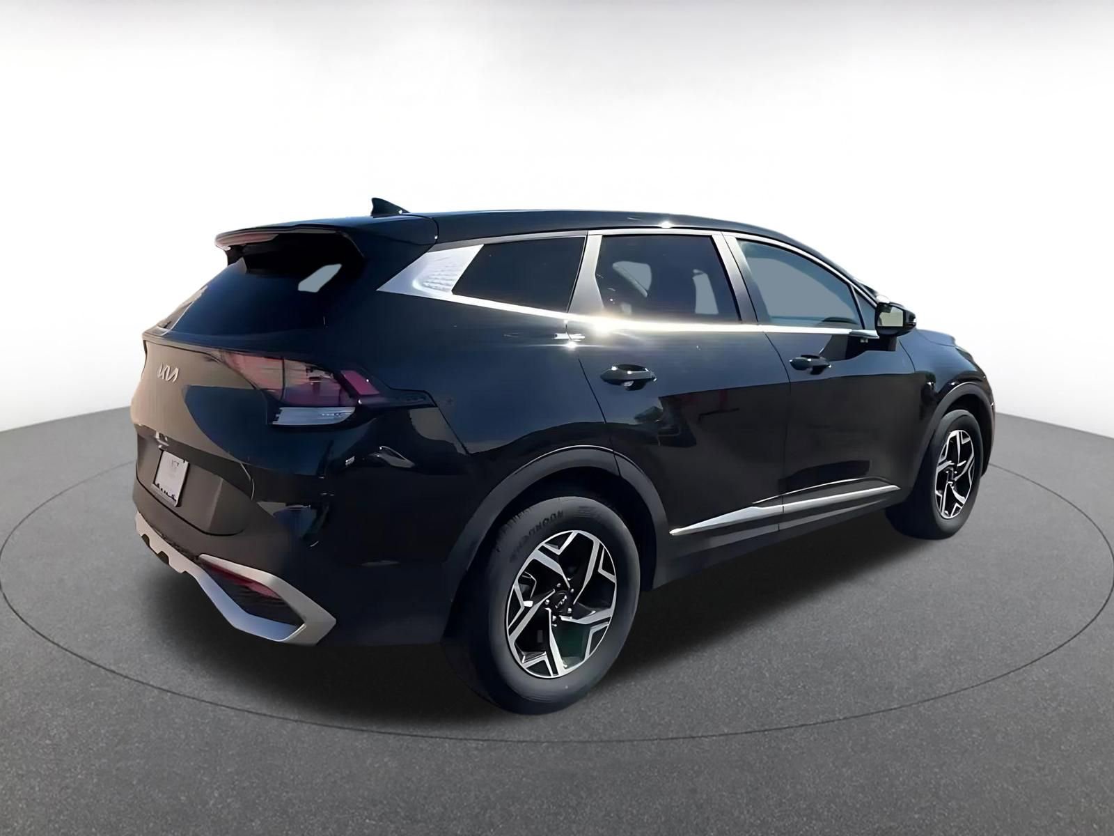 Used 2025 Kia Sportage LX FWD image 15