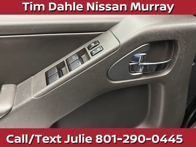 Used 2015 Nissan Frontier PRO-4X AWD/4WD image 24