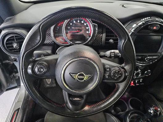 Used 2019 MINI Cooper John Cooper Works FWD image 5