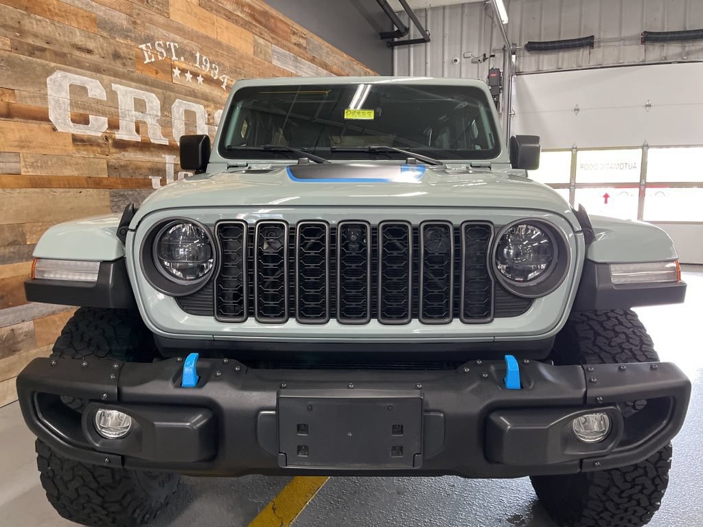 Used 2024 Jeep Wrangler Unlimited Rubicon 4xe AWD/4WD image 7