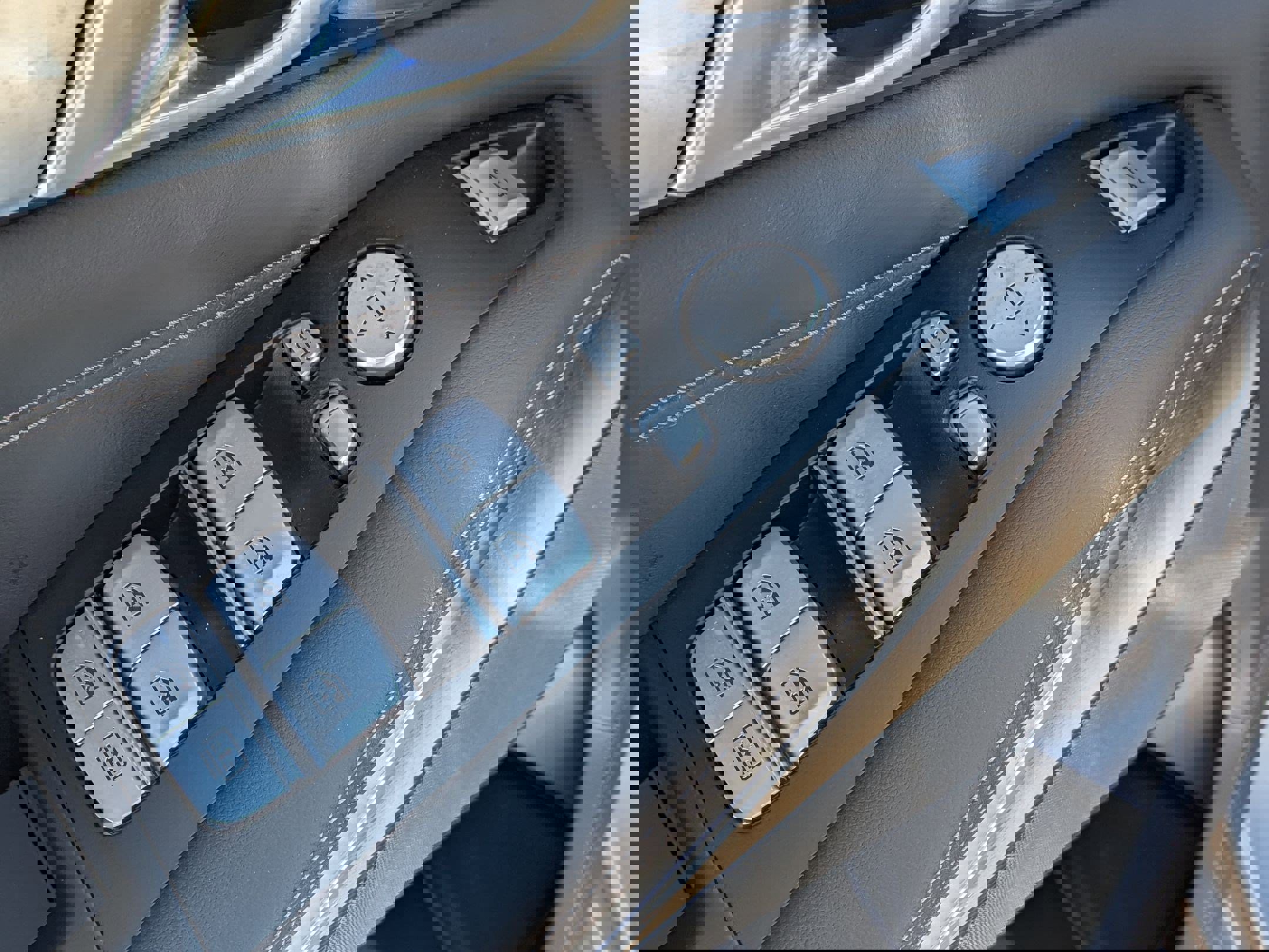 Used 2023 BMW X7 xDrive40i w/ Executive Package image 14