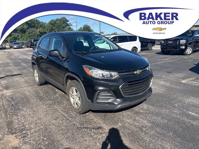Used 2017 Chevrolet Trax LS AWD/4WD image 1