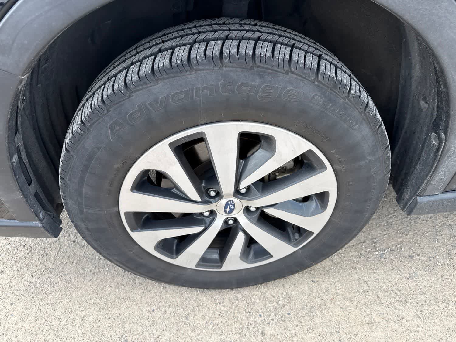 Used 2020 Subaru Outback AWD/4WD image 6