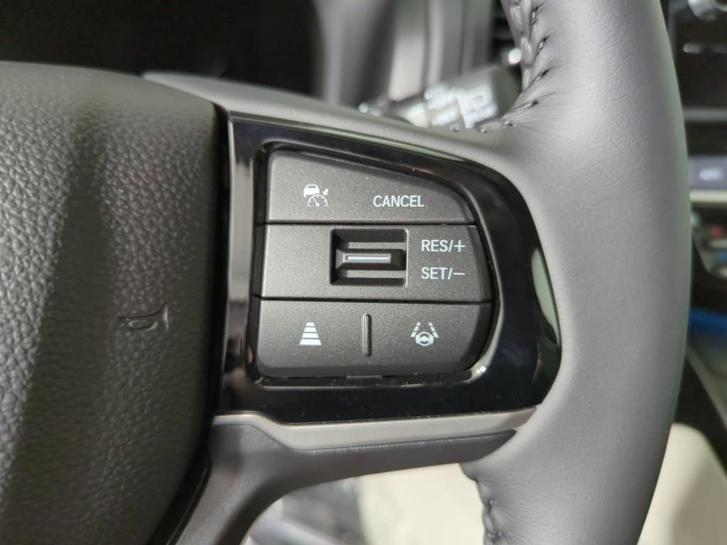 New 2026 Honda Odyssey Touring image 17