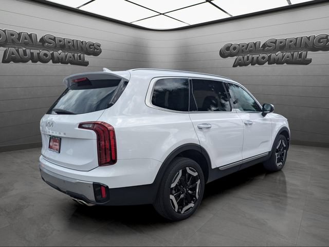 Certified 2023 Kia Telluride S w/ S Sunroof Package FWD image 7
