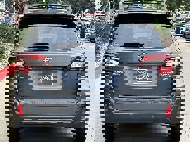 Used 2018 Subaru Outback 3.6R Limited image 5