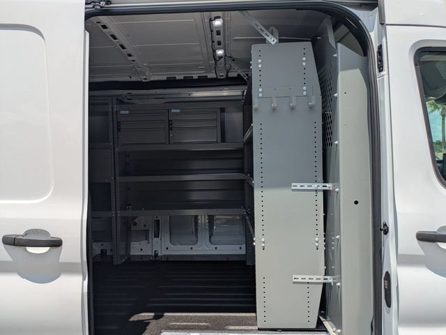 Used 2022 Ford E-Transit Medium Roof RWD image 14