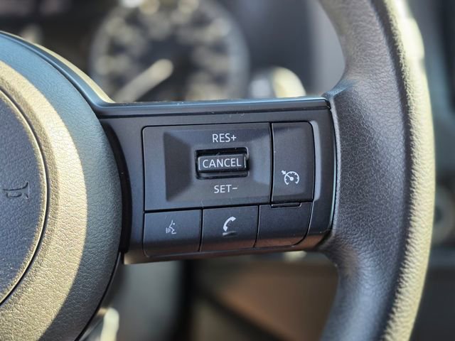 Used 2023 Nissan Pathfinder S image 24