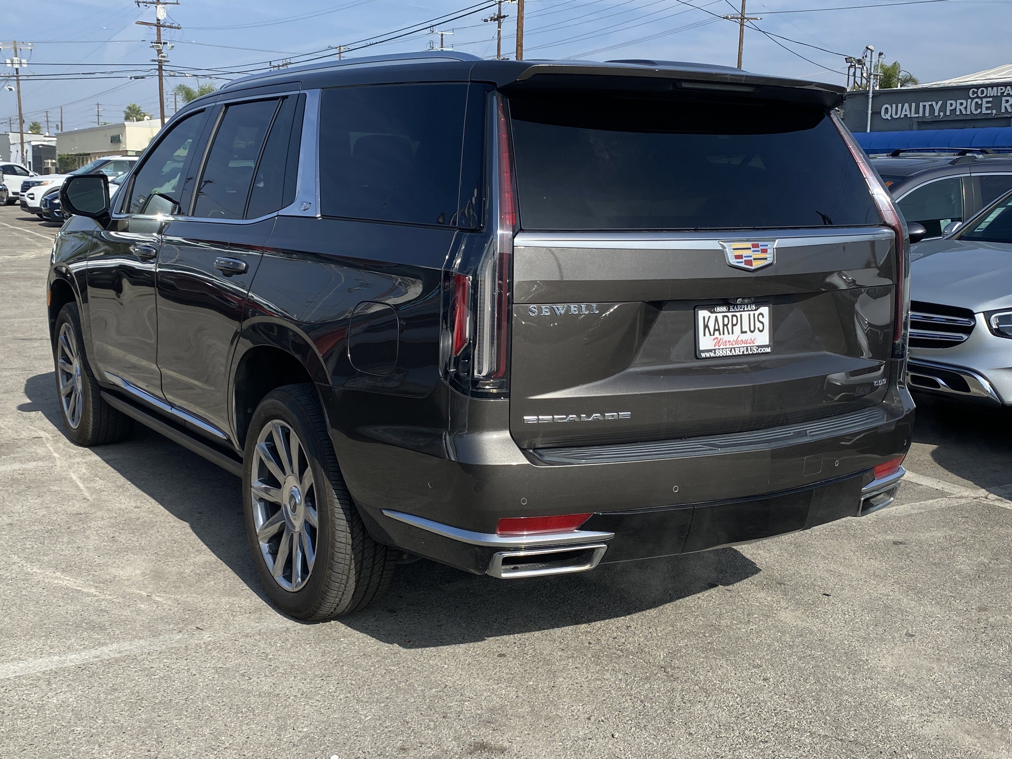 Used 2021 Cadillac Escalade Premium Luxury Platinum image 9