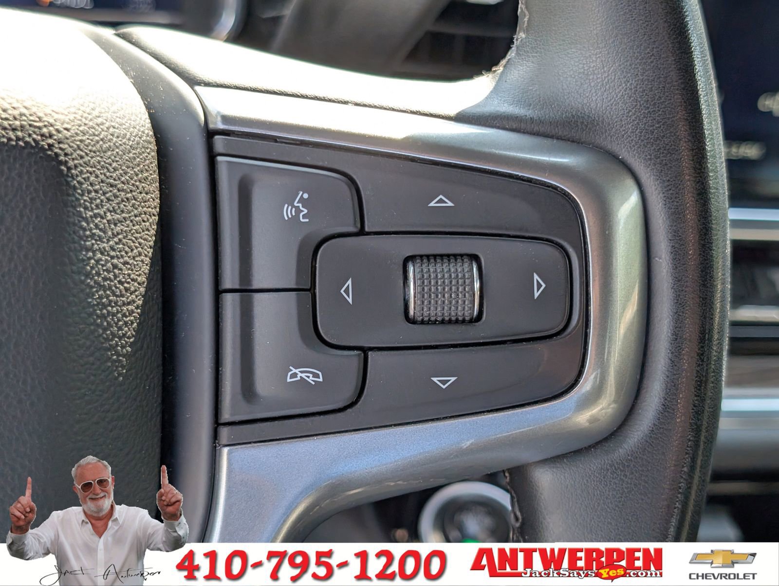 Used 2024 Chevrolet Silverado 2500 LT image 21