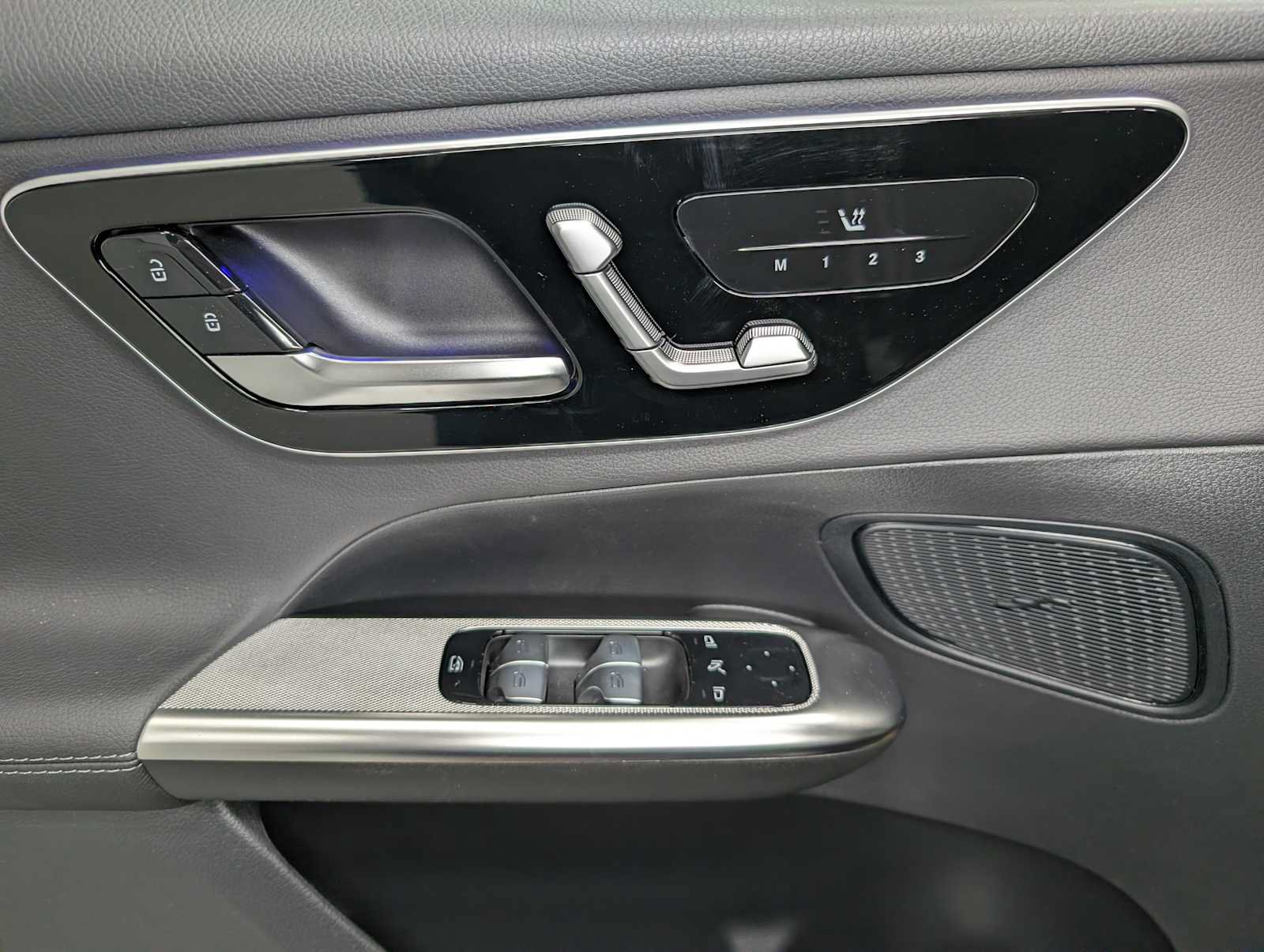 New 2026 Mercedes-Benz GLC 300 4MATIC image 31