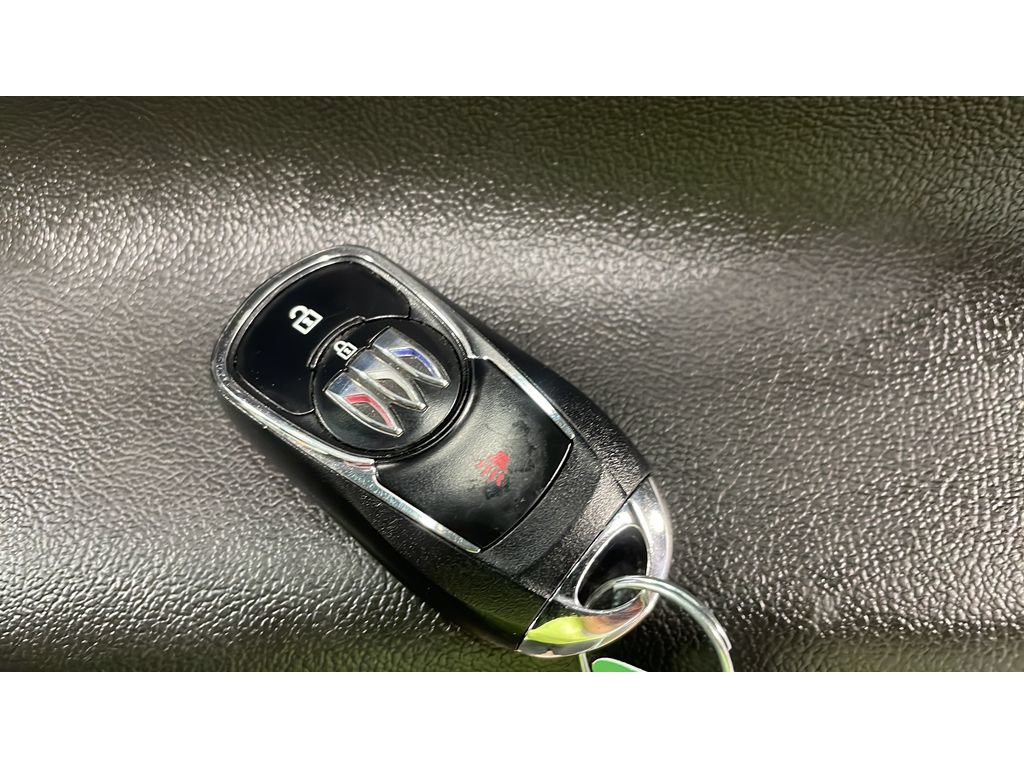 Used 2024 Buick Encore GX Preferred AWD/4WD image 19