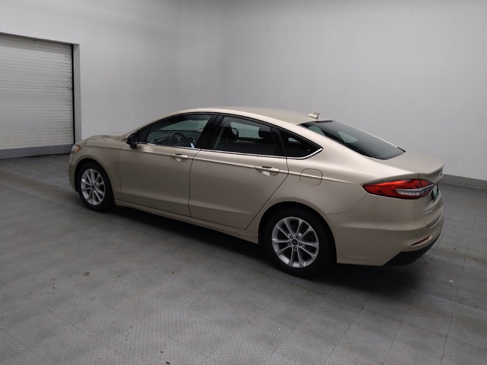 Used 2019 Ford Fusion SE image 3