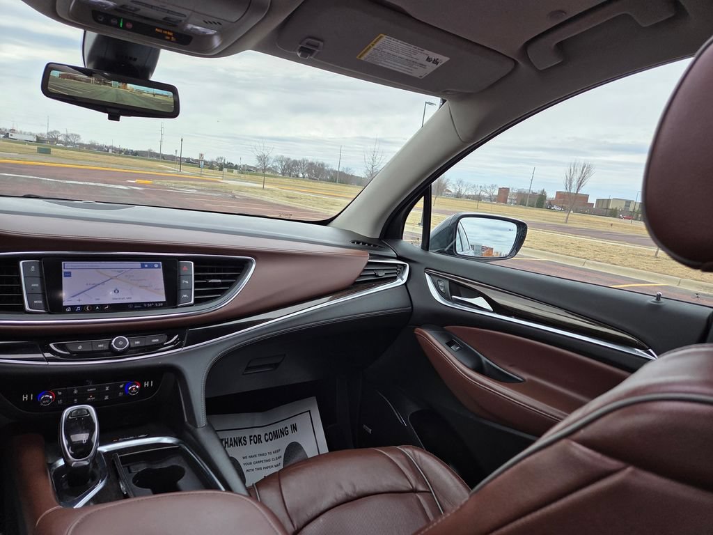 Used 2021 Buick Enclave Avenir w/ Avenir Technology Package AWD/4WD image 65