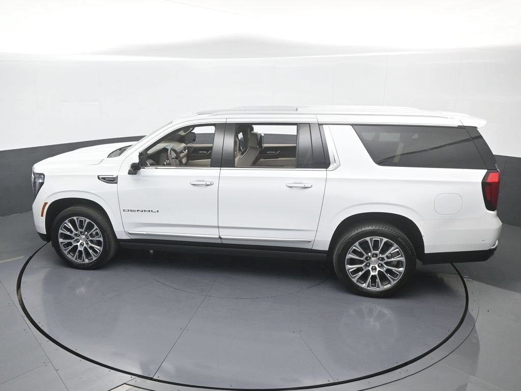 Used 2026 GMC Yukon XL Denali w/ Denali Reserve Package AWD/4WD image 61