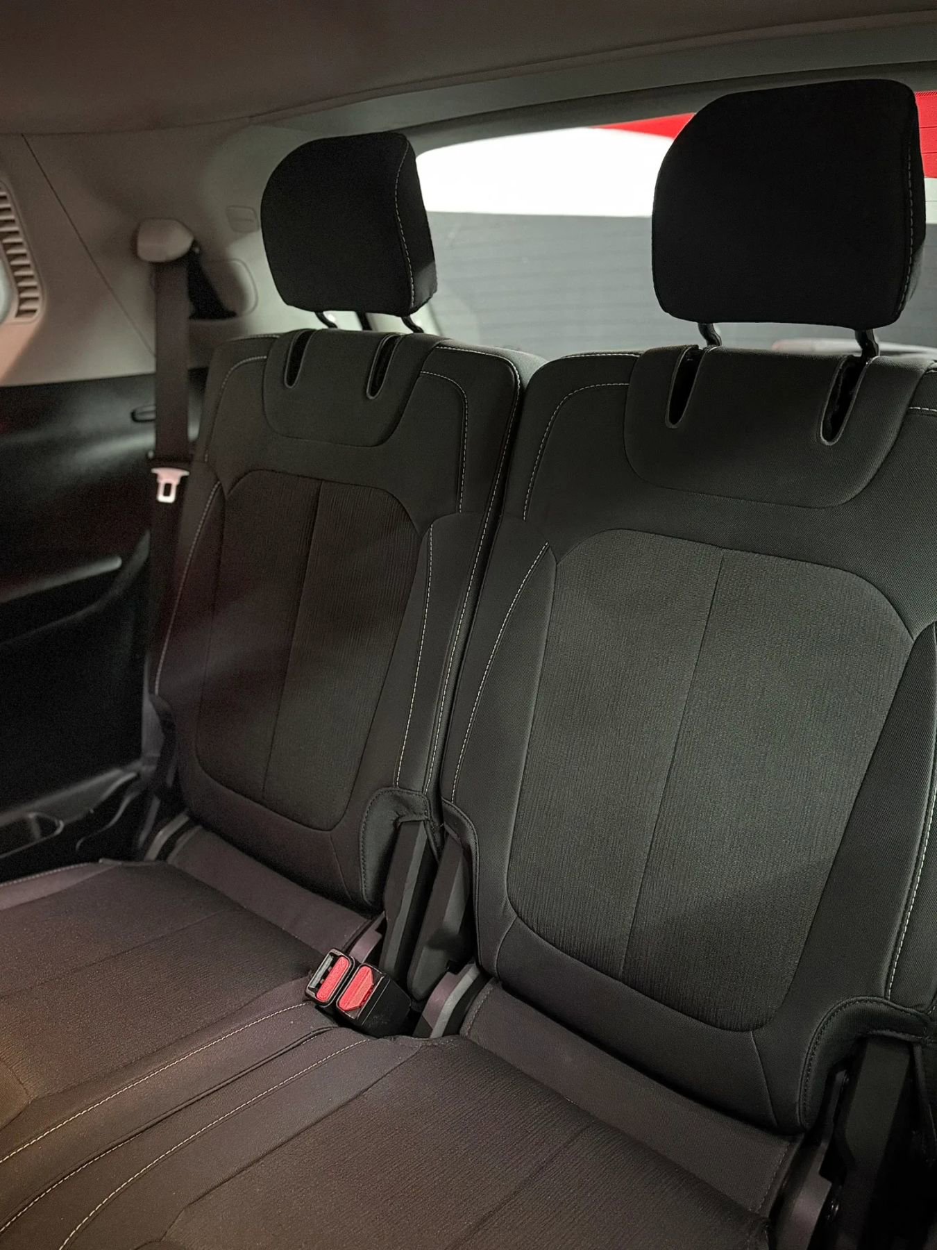 Used 2023 Jeep Grand Cherokee L Laredo w/ Luxury Tech Group I RWD image 5