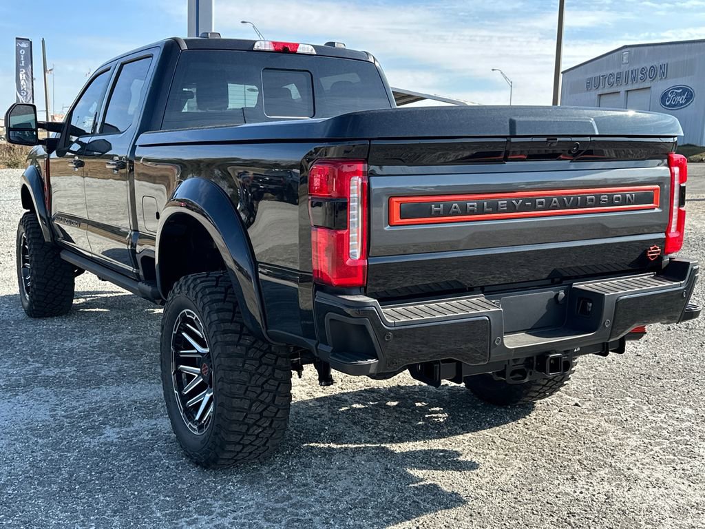 New 2026 Ford F250 Lariat w/ Black Appearance Package image 5