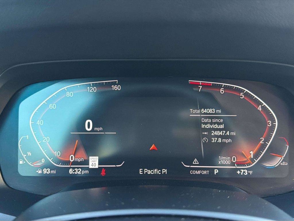 Used 2021 BMW X7 xDrive40i w/ M Sport Package AWD/4WD image 37
