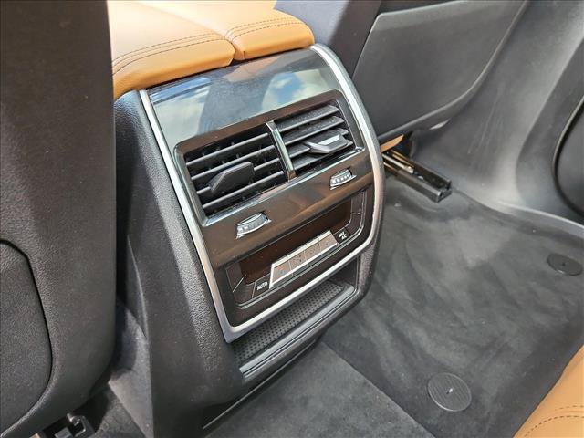 Used 2025 BMW X5 sDrive40i w/ M Sport Package RWD image 18