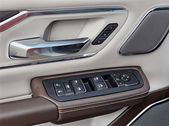 New 2026 RAM 1500 Laramie AWD/4WD image 38