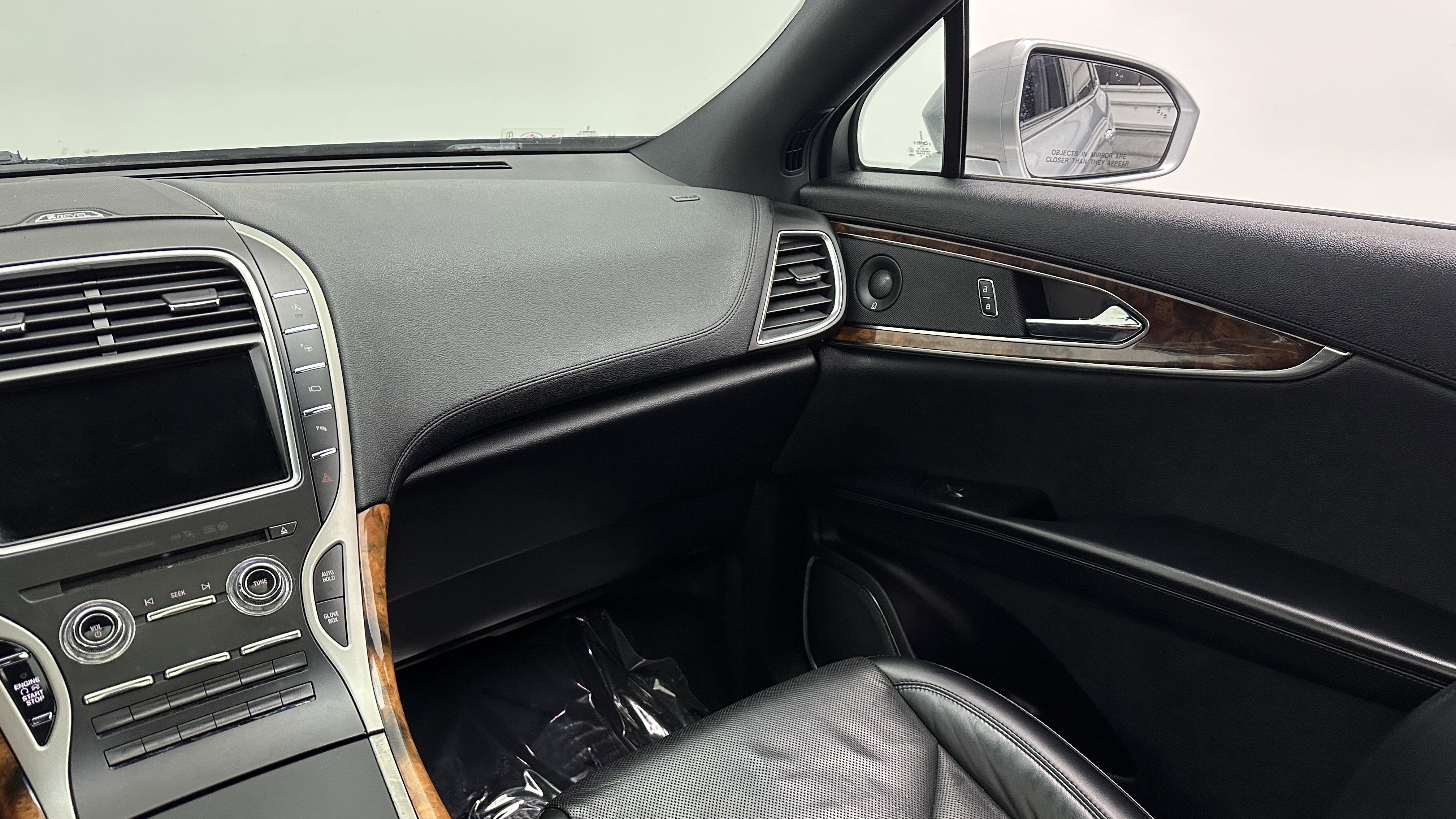 Used 2020 Lincoln Nautilus Reserve w/ Equipment Group 201A image 30