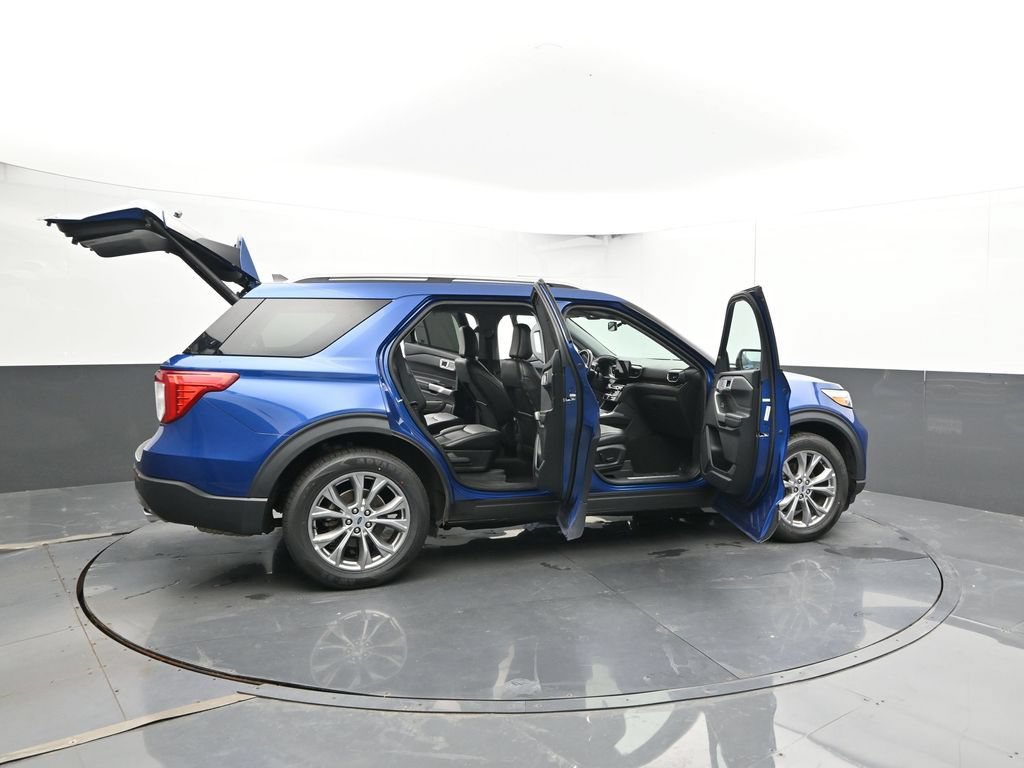 Used 2023 Ford Explorer Limited AWD/4WD image 53