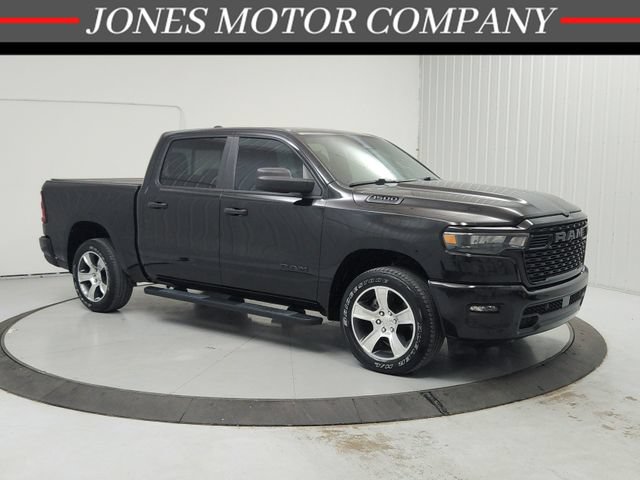 Used 2025 RAM 1500 Tradesman AWD/4WD image 1