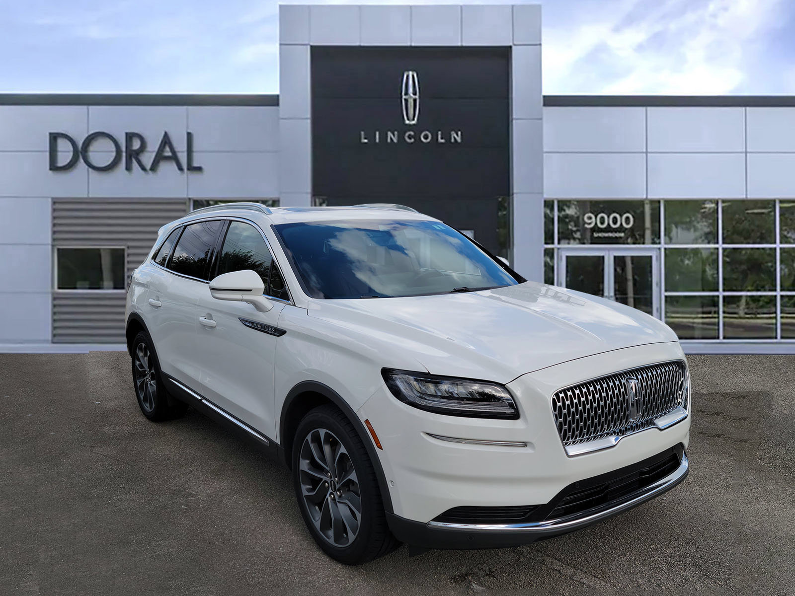 Certified 2023 Lincoln Nautilus Reserve w/ Class II Trailer Tow Package