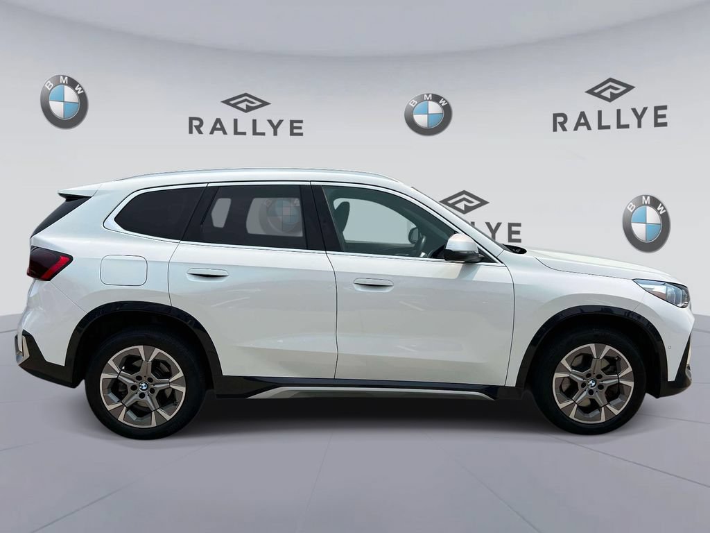 Used 2023 BMW X1 xDrive28i w/ Convenience Package AWD/4WD image 4