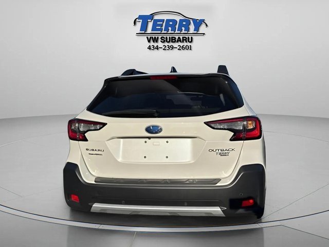 Certified 2025 Subaru Outback Limited image 4