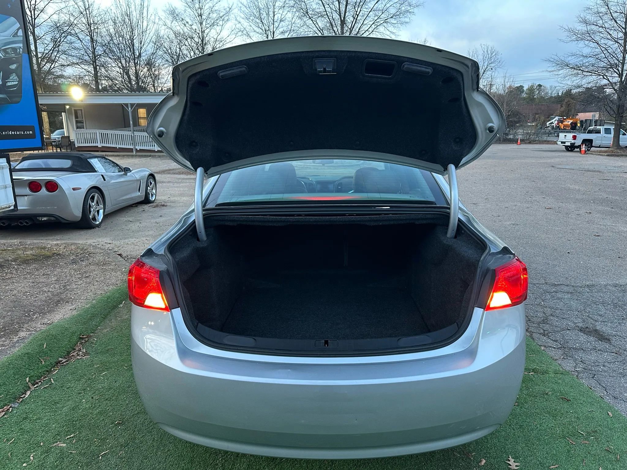 Used 2019 Chevrolet Impala LS image 10